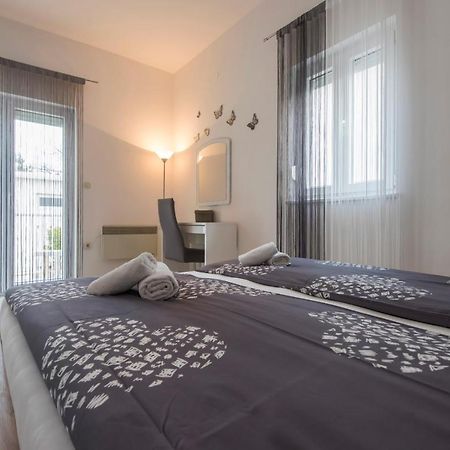 Apartman Miki Borik ซาดาร์ ภายนอก รูปภาพ