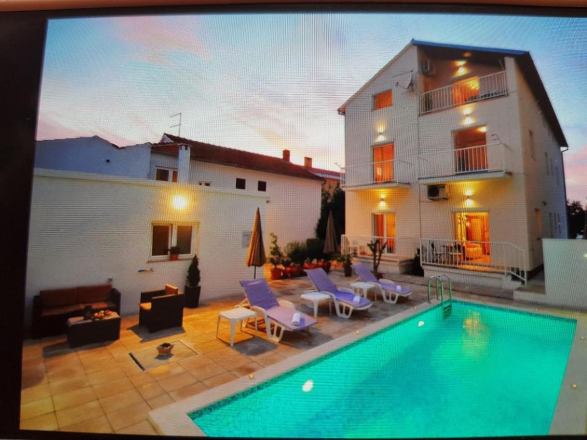 Apartman Miki Borik ซาดาร์ ภายนอก รูปภาพ